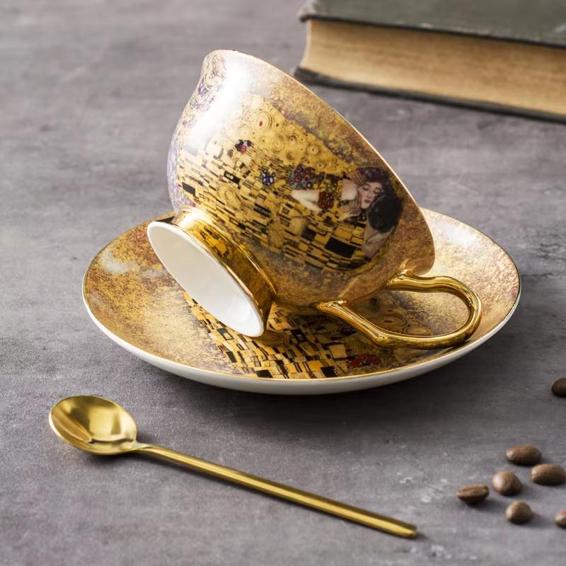 Роскошный набор кофейных кружек из костяного фарфора - Чайные чашки в стиле европейского дворца с ложками и подносом, Элегантный подарочный набор для послеобеденного чая