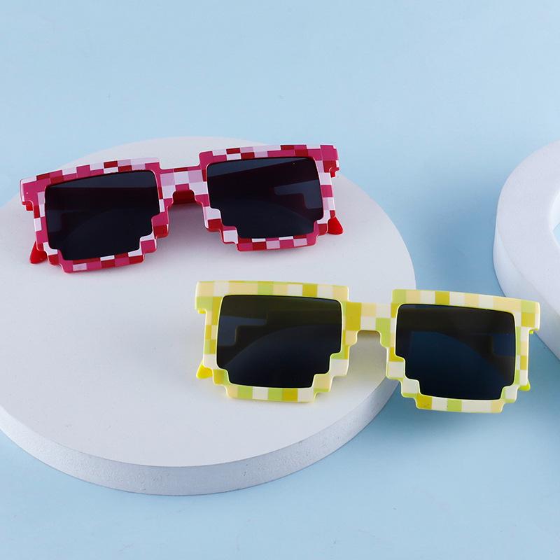 Модные мозаичные очки: Стильные солнцезащитные очки для вечеринок на все случаи жизни