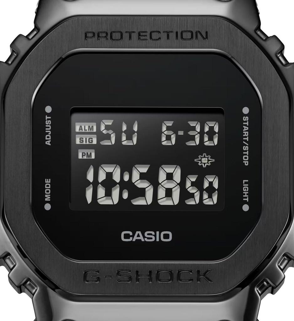 GM-5600UB-1 G-SHOCK Цифро-аналоговые часы