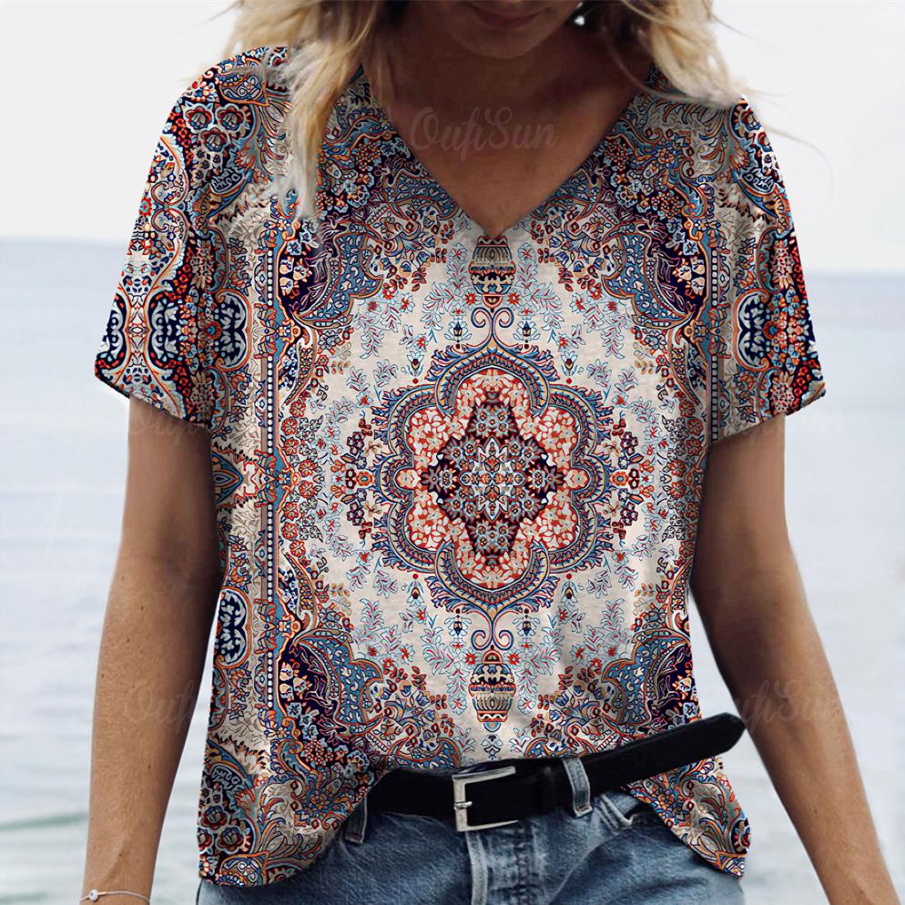 New Women T-shirt Ethnic Pattern Print Oversized Women's Trending Clothing Fashion Short Sleeve Shirt Women V-Neck Blouse 2024