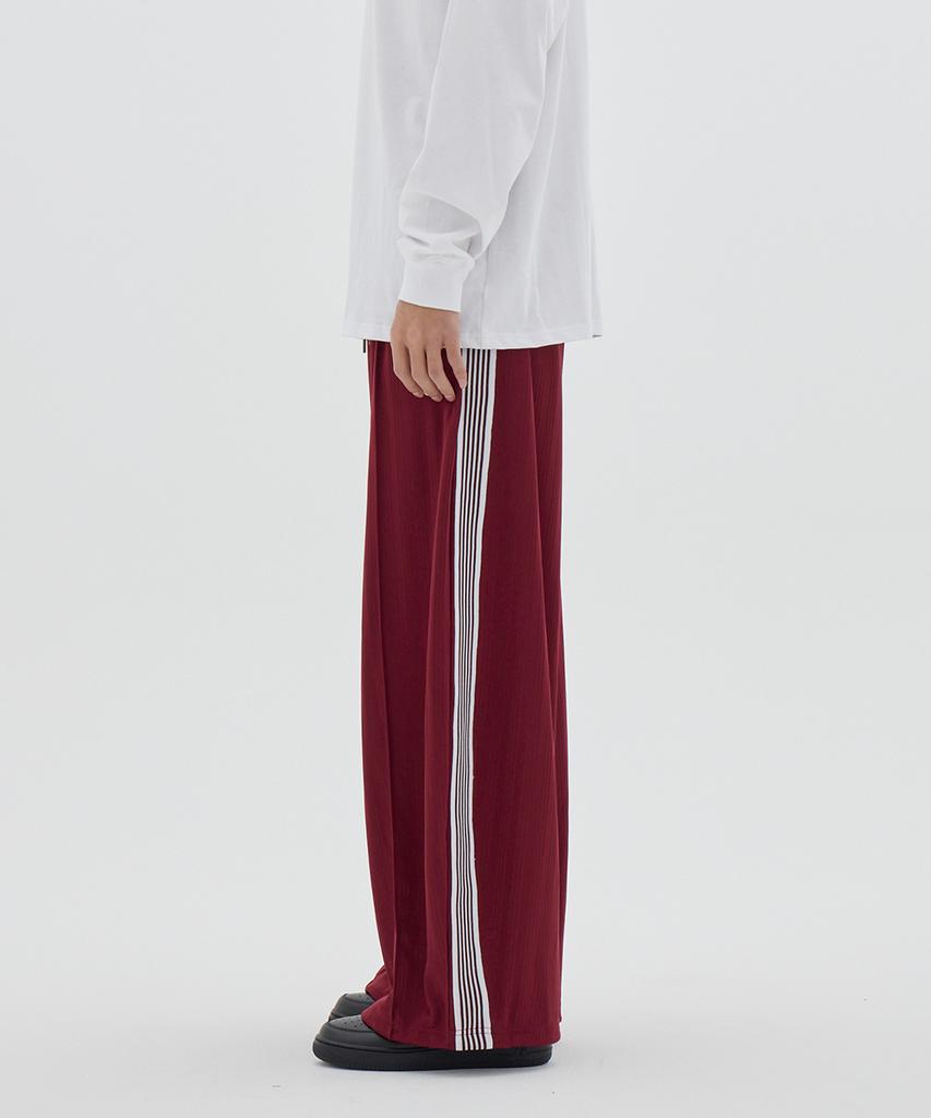 URBANAGE Balloon Fit Curved Line Track Pants_Burgundy