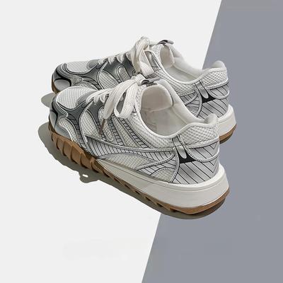 Кроссовки женские с сетчатой толстой подошвой Ins Tide Summer Lightweight Breathable Soft Bottom Running Shoes