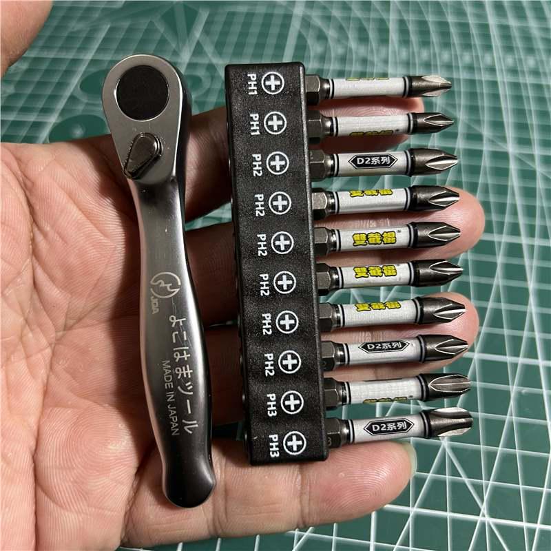 Рукоятка мини-трещотки Yokohama 1/4" - Двусторонняя с быстрым сбросом для вращения вперед и назад