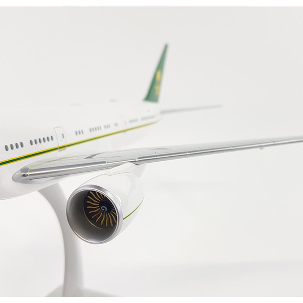 Hogan Wings 1/200 Модель самолета Boeing 777-300ER Saudi Arabian Airlines (предмет номер. 911595)