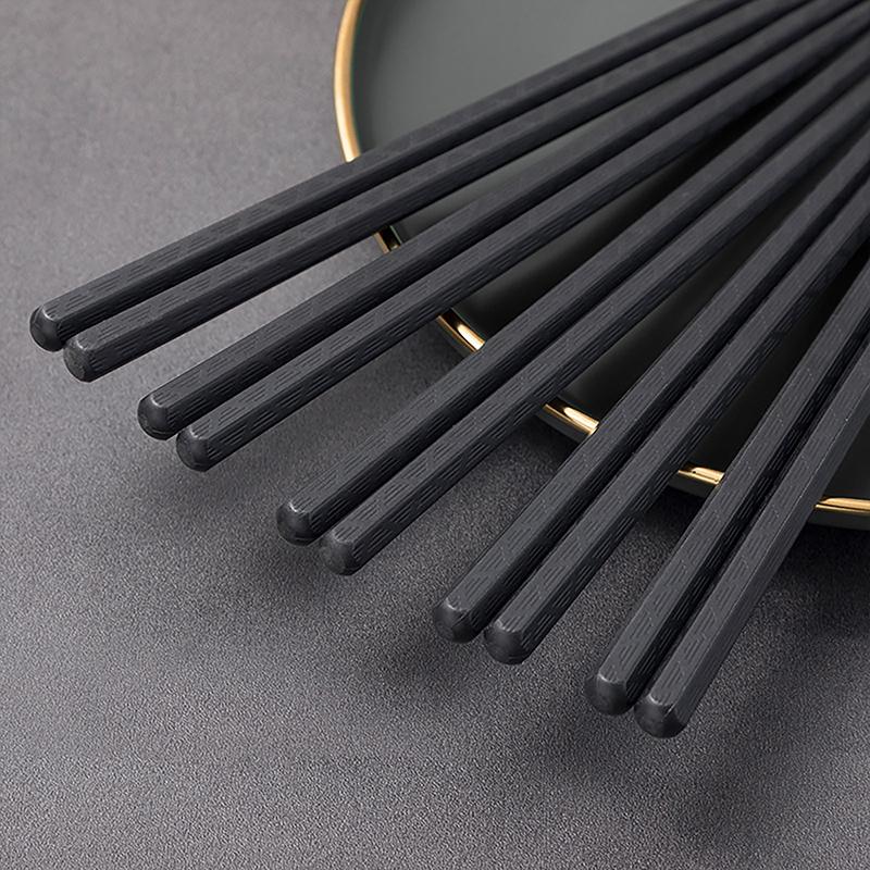 1 Pairs Alloy Chinese Chopsticks Food Japanese Sushi Sticks Reusable Non Slip Dishwasher Safe Bamboo Shape Food Grade Chopsticks