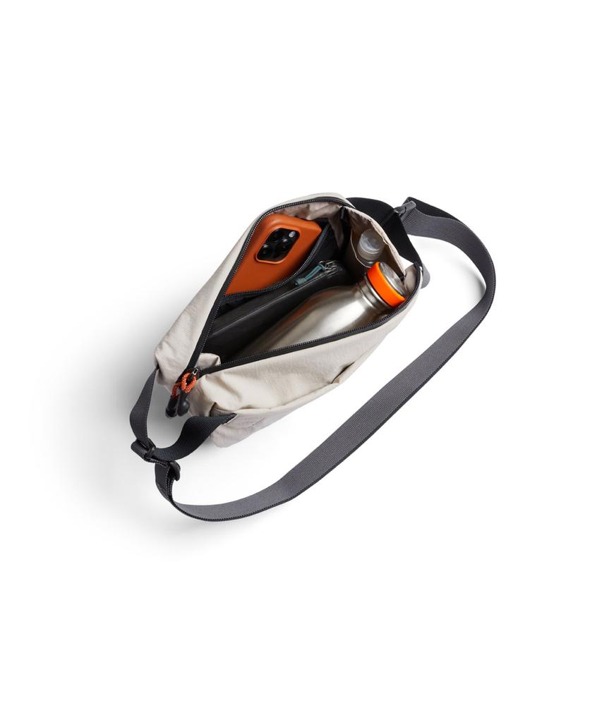 Мини-сумка Bellroy Light Sling (Blma-Ash-234) - Пепел