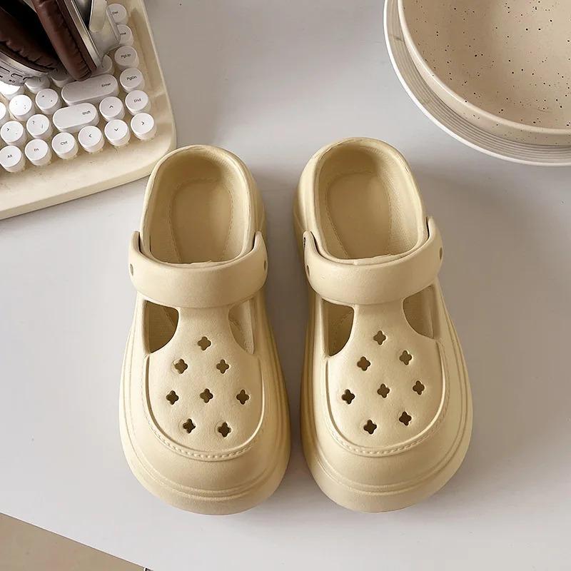 Модные повседневные тапочки на платформе EVA для женщин, домашняя элегантная дизайнерская обувь для девочек, модные популярные летние сандалии, женские туфли на плоской подошве, домашняя обувь