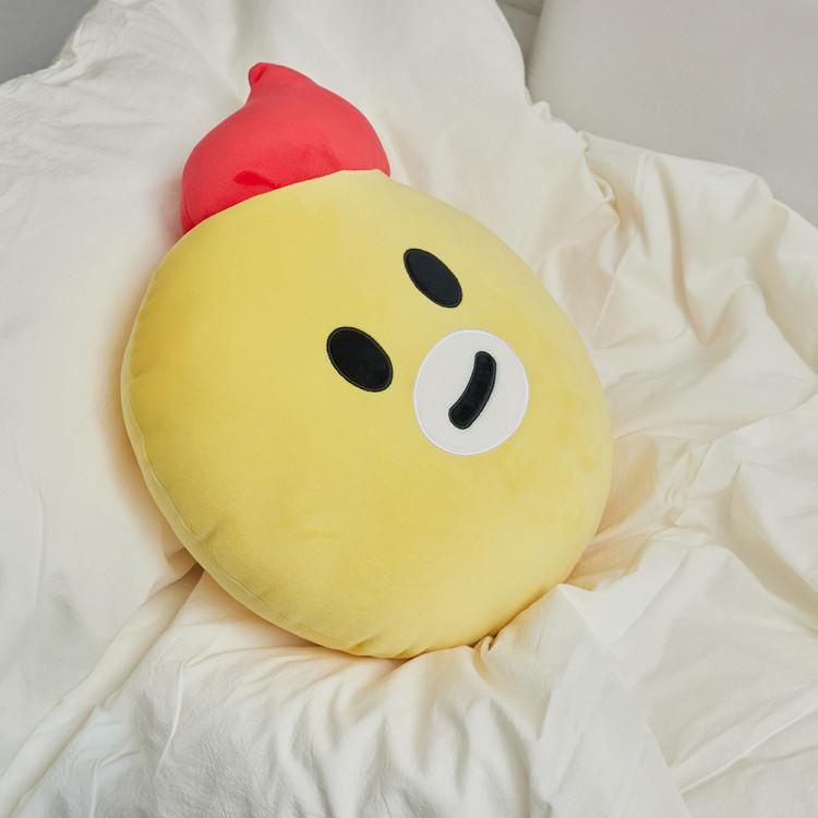 Внутренняя подушка с изображением лица персонажа MOONO