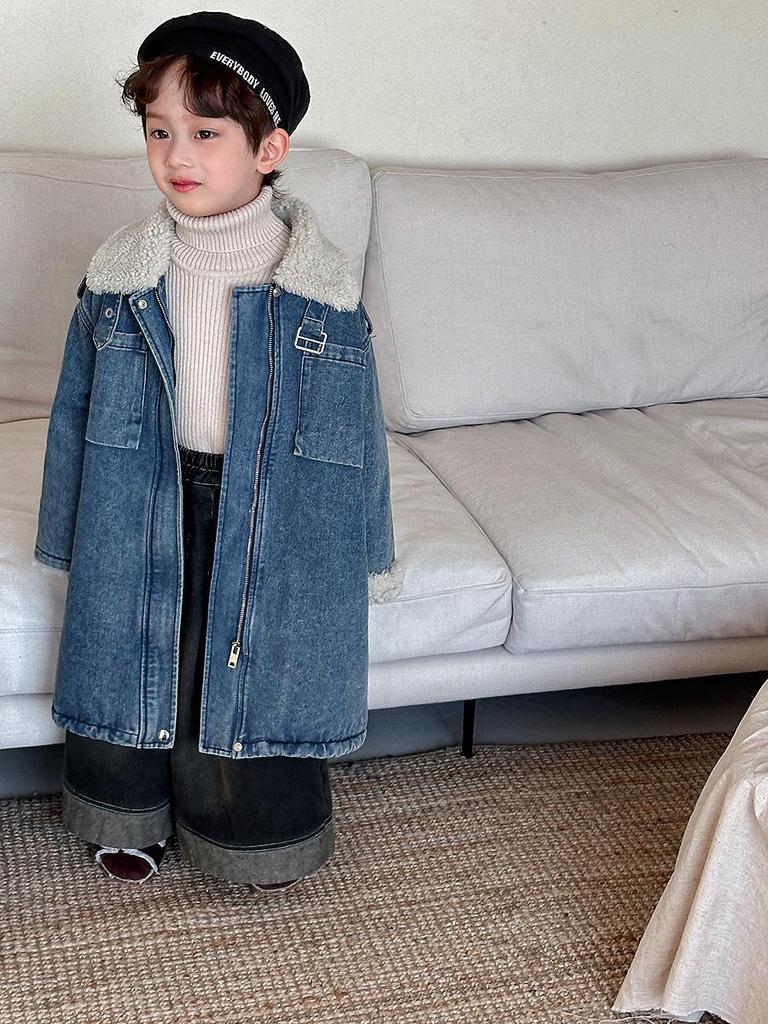 Стильное зимнее пальто из шерстяного денима для детей 2024 года — плотная длинная куртка для мальчиков и девочек