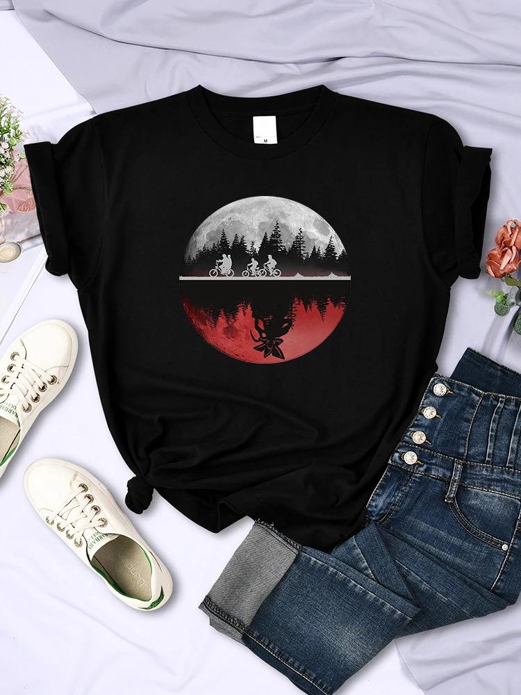 Boys Riding Bicycles Printed Tshirt for Ladies Cool and Fashionable Summer Tshirt Hiphop Breathable Cotton Short Sleeved Shirt
