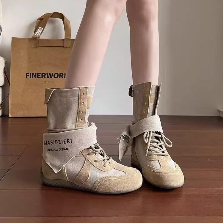 Western Cowboy Boots Women's 2025 New Autumn Retro Wasteland Wind Thick-soled Breathable Short Boots Outdoor Mountaineering Martin Boots