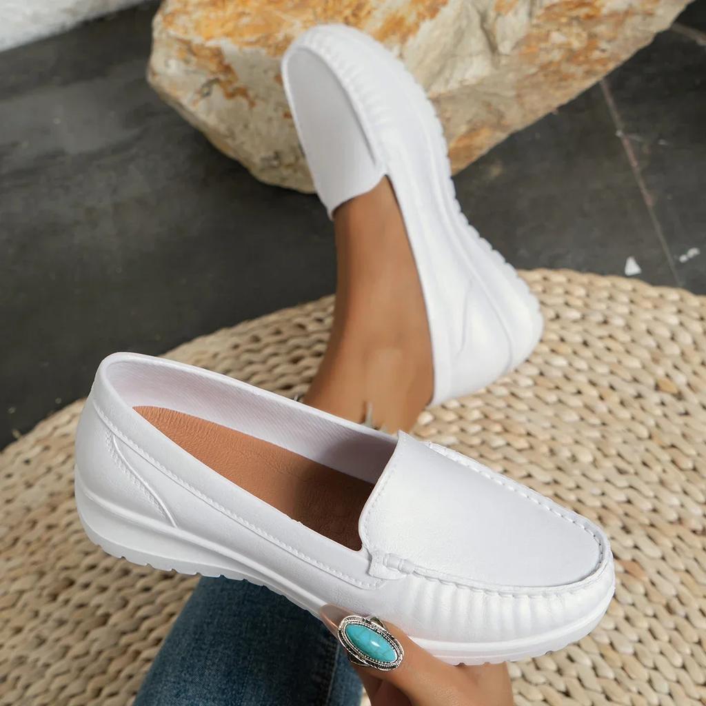 Autumn Nurse Shoes Women Comfortable Soft Sole Breathable Non-slip Flat Heel Thick Sole Work Small White Single Shoes Sneakers