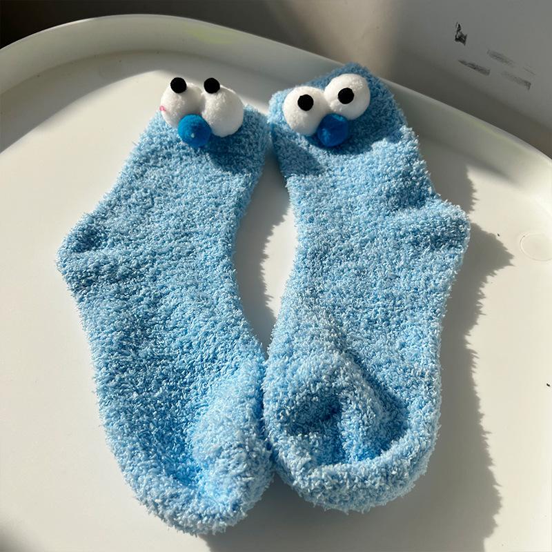 Мультяшные носки с большими глазами для женщин, кавайные милые пушистые плюшевые напольные носки, зимние утолщенные теплые носки из кораллового флиса, женские забавные носки