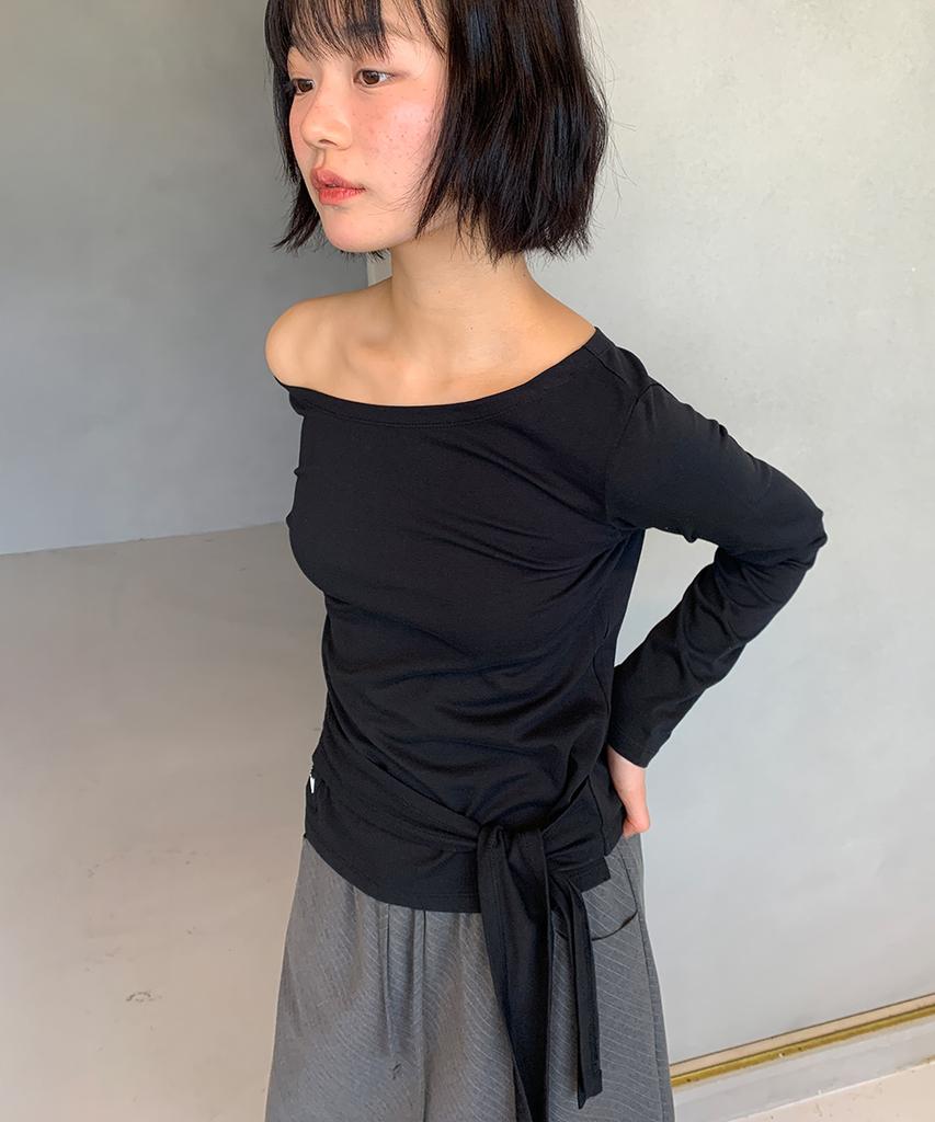RONRON Drop Waist Frill Long Sleeve Black