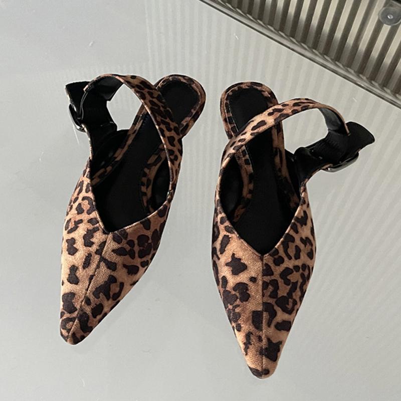 Fashion Design Big Buckle Strap Women Casual Flat Mules Sandals High Quality Cozy Patent Leather Pointed Toe Dress Shoes