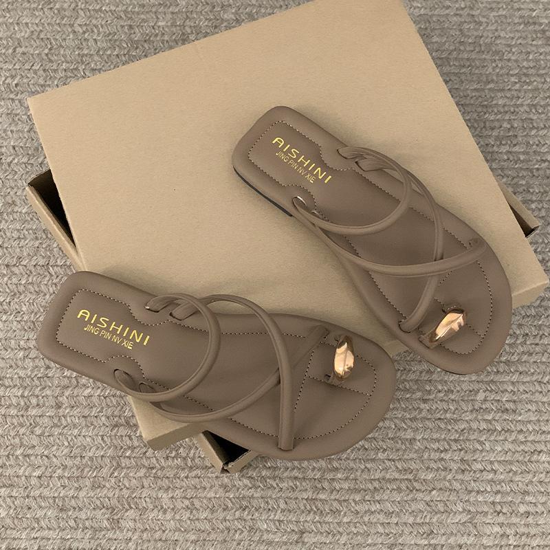 Французская юбка с нескользящим носком, плоские тапочки, женская летняя одежда 2025 года, новый стиль феи, усовершенствованные классные тапочки