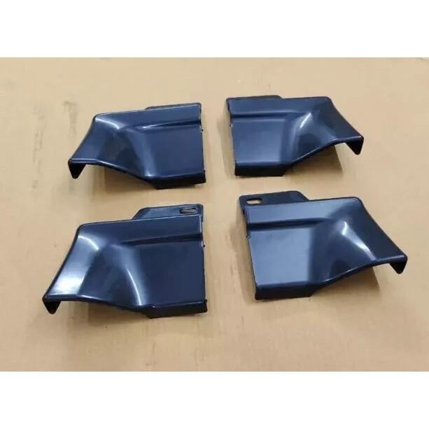 Комплект из 4 штук угловых боковых молдингов подножки Для SUZUKI SAMURAI SJ410 SJ413
