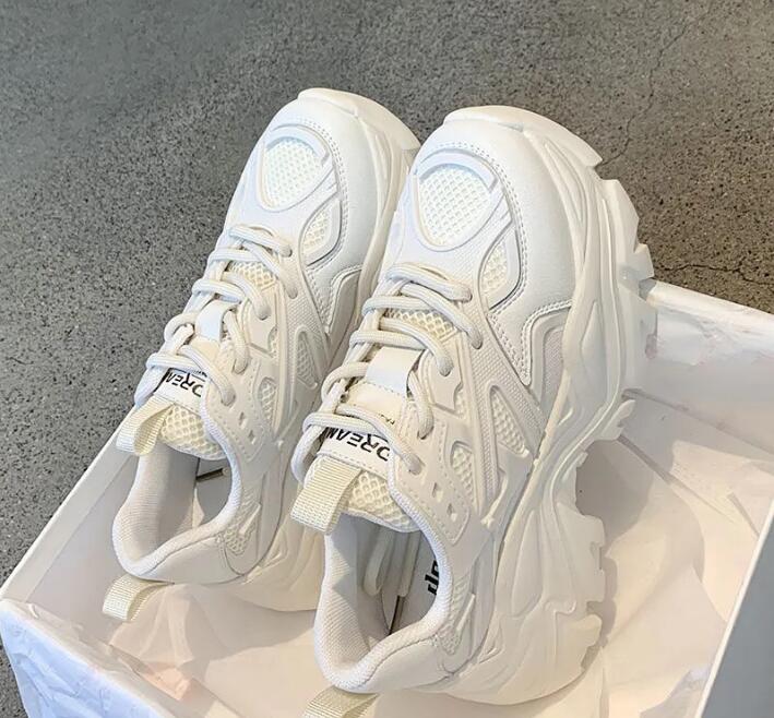 Женская Новая Мода Платформа Спортивная Обувь Женская Новая Летняя Черная Повседневная Массивная Обувь Женская Сетка Кожа Обувь на Платформе