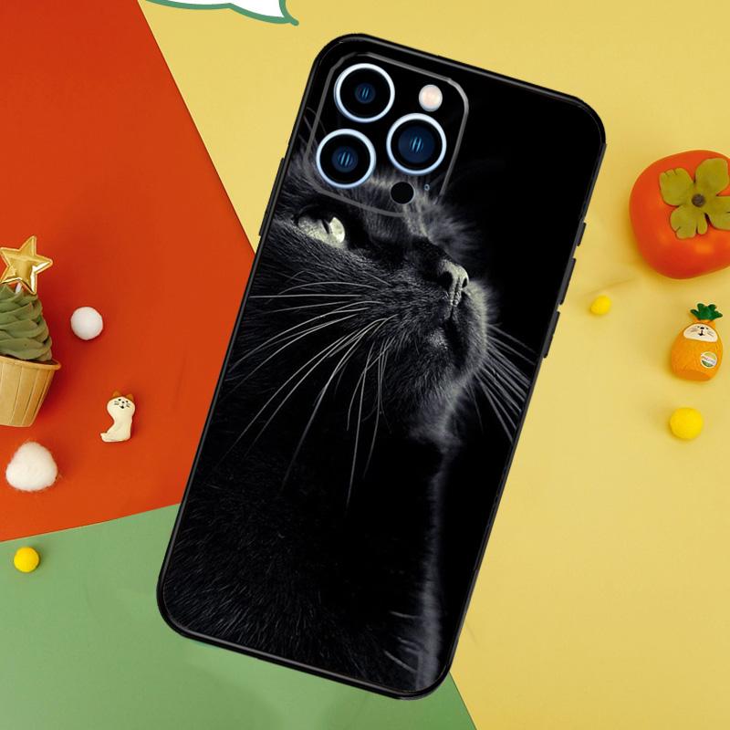 Черный кот с пристальным взглядом Чехол для телефона Для iPhone 17 Pro Max 16 15 14 13 12 11 Pro Max Plus 12 13 Mini 16e 17 Air Чехол