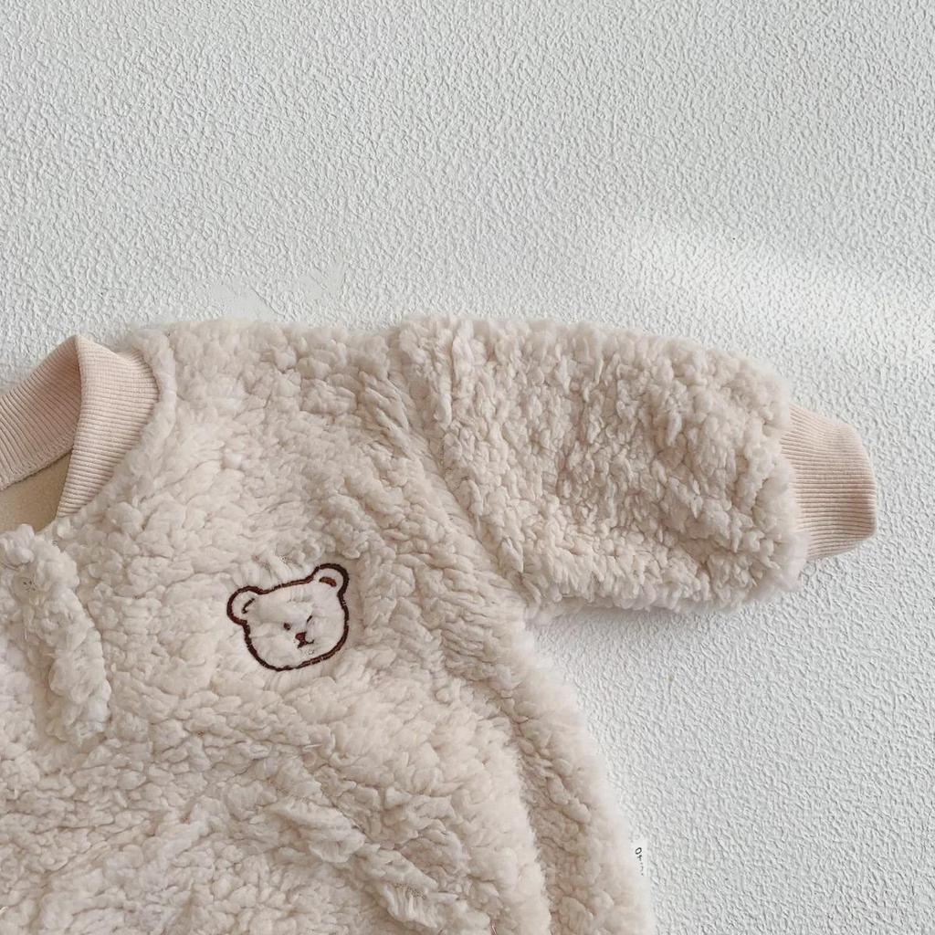 Autumn & Winter Baby Romper: Cute Bear Design with Hood, Double-Sided Velvet, Warm & Cozy for Crawling.