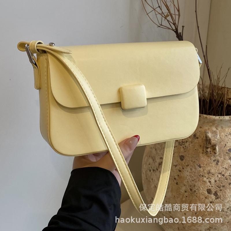 Super fire small bag women's summer versatile 2025 new fashion messenger bag Korean version casual shoulder armpit small square bag