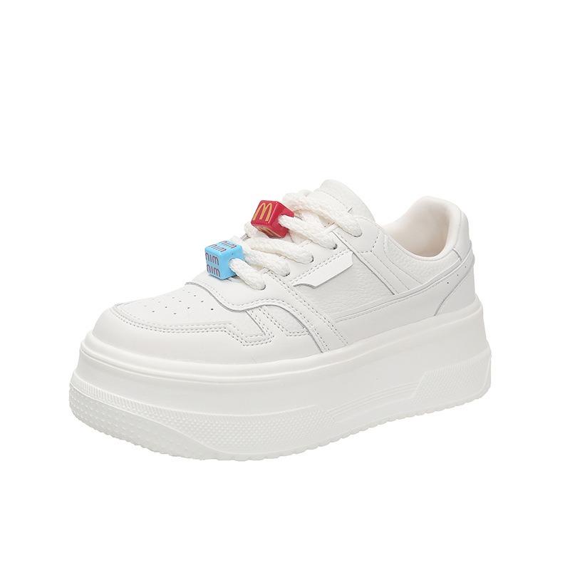 Премиальные толстоподошвенные маффины маленькие белые туфли женские увеличивающие рост туфли на платформе новая осенняя повседневная спортивная обувь