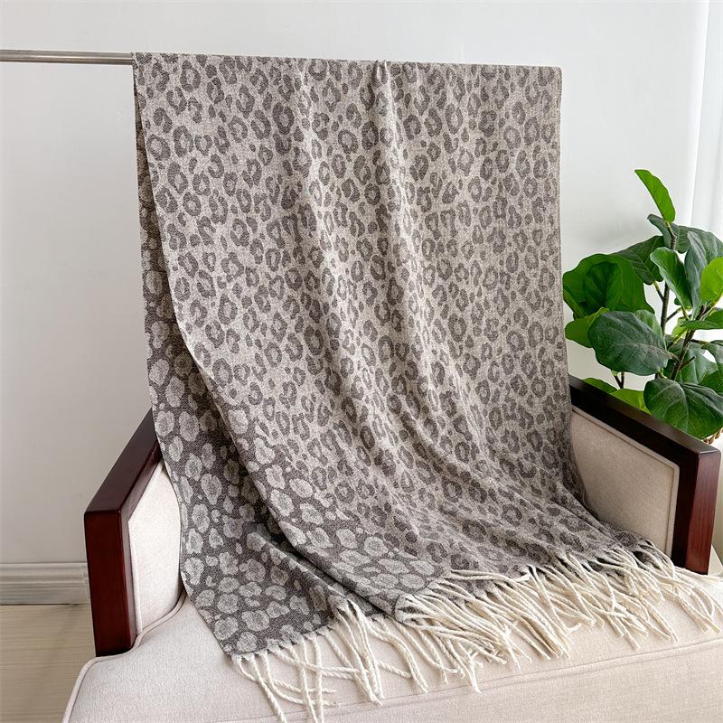 Fashion Leopard Print Jacquard Imitation Cashmere Scarf Simple Versatile Warm Scarf Women'S Fringed Shawl
