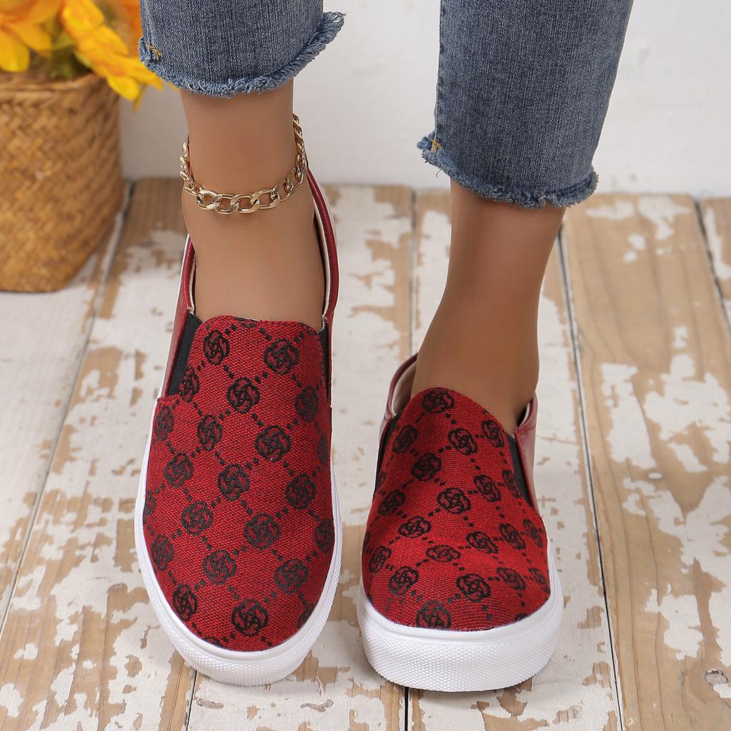 New Sneakers Women Canvas Flats Shoes Designer Shoes Female Slip-On Shoes Flats New Fashion Sneakers Plus Size Zapatos De Mujer