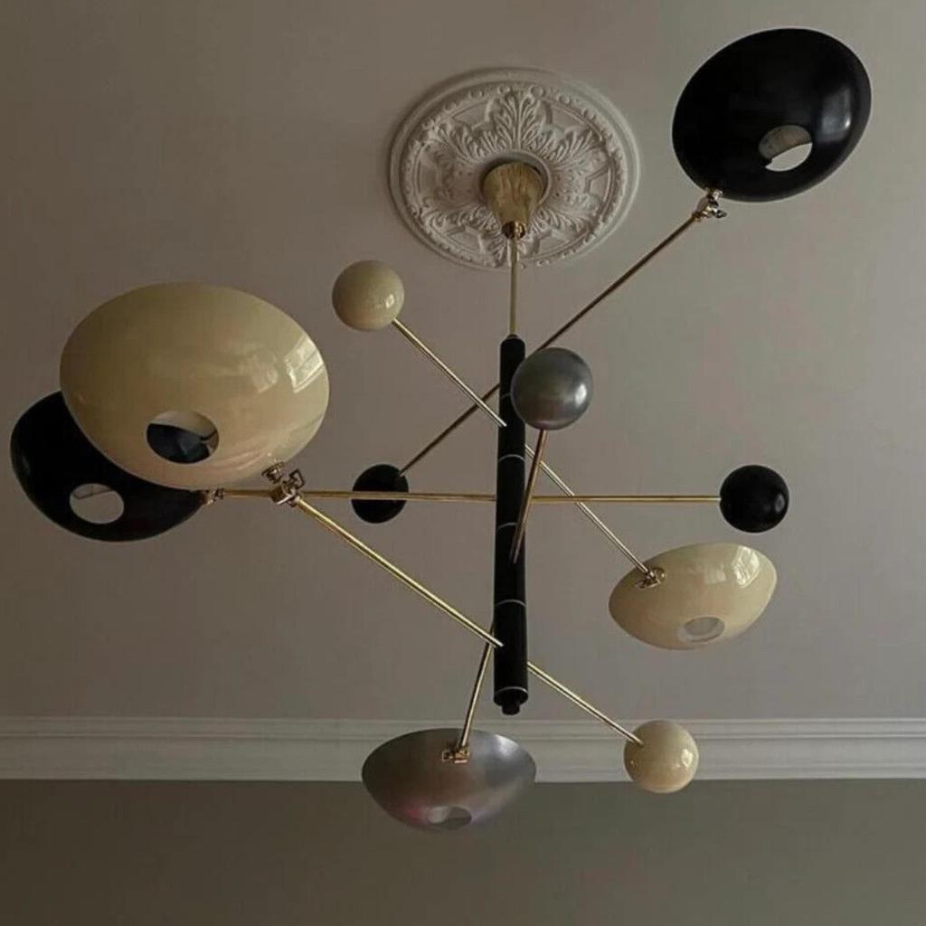 5-ламповый подвесной светильник в стиле середины века из необработанной латуни Sputnik