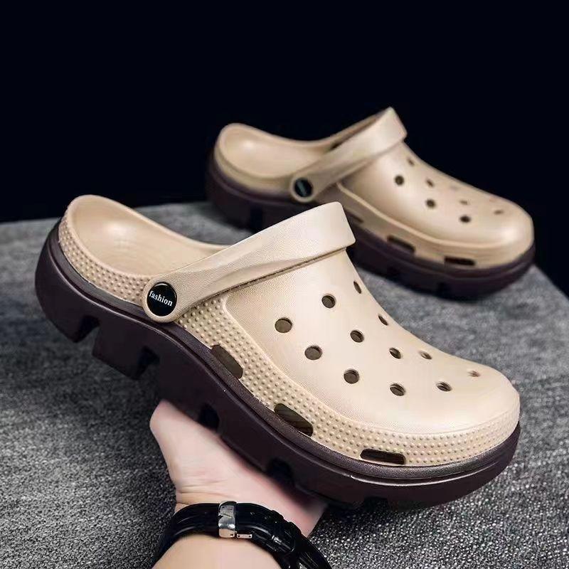 Couples Beach Hole Shoes Men's Women Clogs Lightweight Outdoor Antiskid Slippers Soft Sole EVA Slippers Street Sandals Footwear