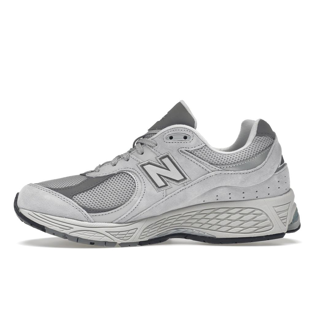 New Balance 2002R Серые кроссовки унисекс ML2002R0