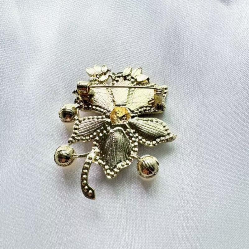 Модные броши в виде фиолетовых сиреневых цветов для женщин, аксессуаров для одежды, пальто, банкетов и подарков.