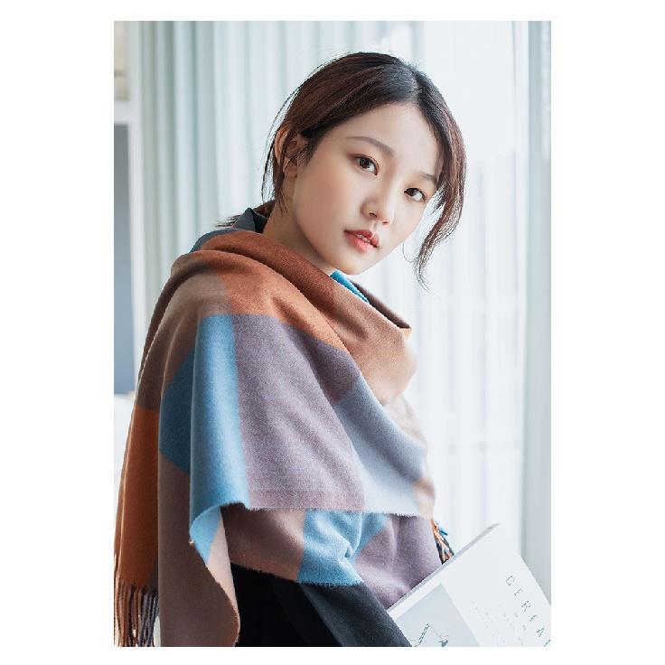 Women's Large Plaid Scarf Fashion Long Shawl Wrap for Winter Warm