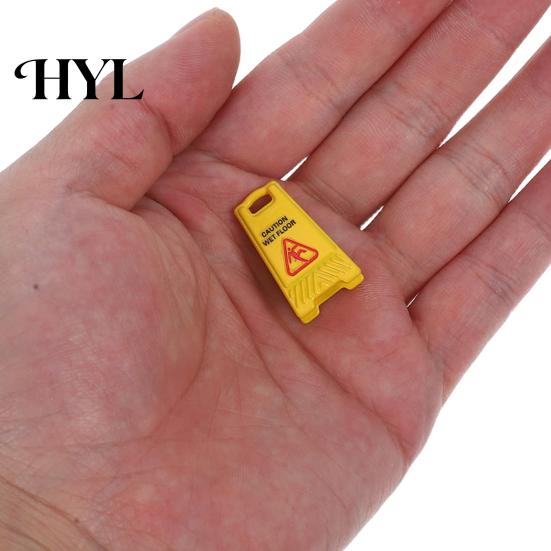 Doll House Floor Signs 5Pcs Mini Caution Wet Sign Single-side Realistic Miniature Dog Cat Vomit Tiny Danger Small Warning Desk Toy Dollhouse