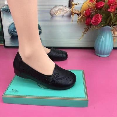 Мягкая кожа летние для среднего и пожилого возраста новые на плоской подошве подошва из говяжьей жилы мягкая подошва полые одинарные туфли для матери отверстие женские туфли на одном педале кожа s