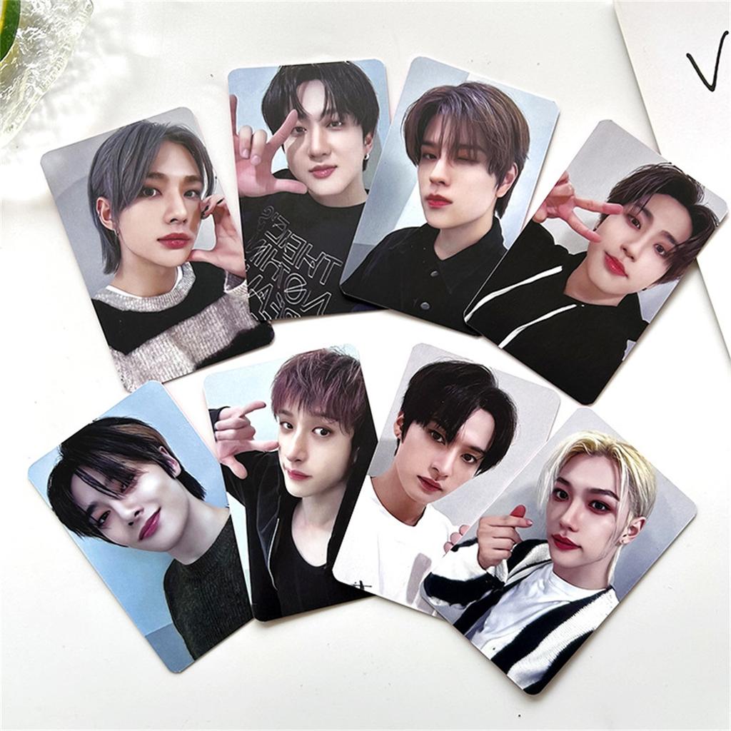 Набор фотокарточек – Карточки с постерами айдолов для фанатов и коллекционеров