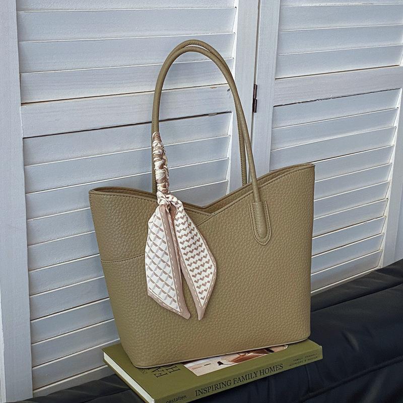 Сумка большой вместимости женская 2025 новая высококлассная студенческая сумка через плечо для занятий женская портативная дорожная сумка-тоут