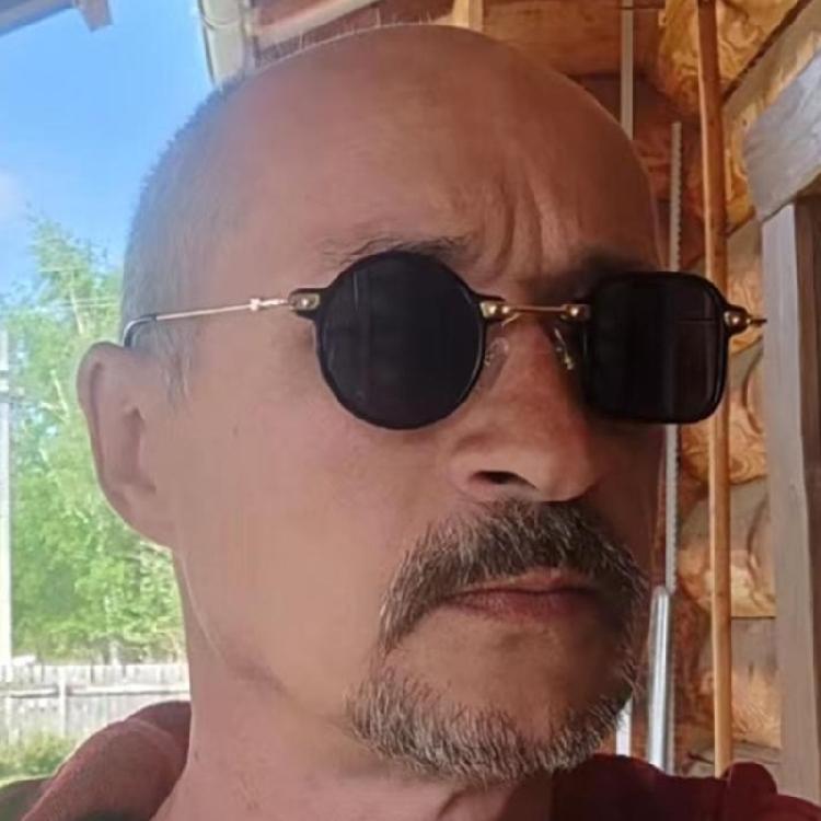Солнцезащитные очки с нестандартной оправой Солнцезащитные очки для активного отдыха Крутые очки