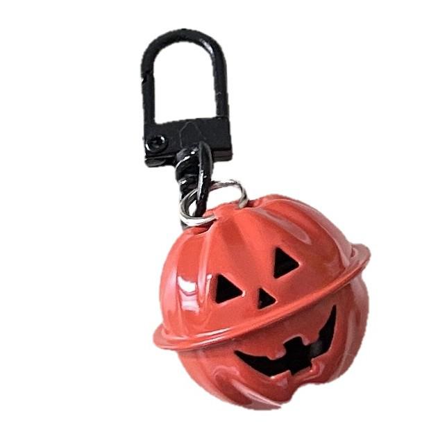 Halloween Mischievous Pumpkin Bell Keychain - Cute Cartoon Pendant Gift for Couples & Besties