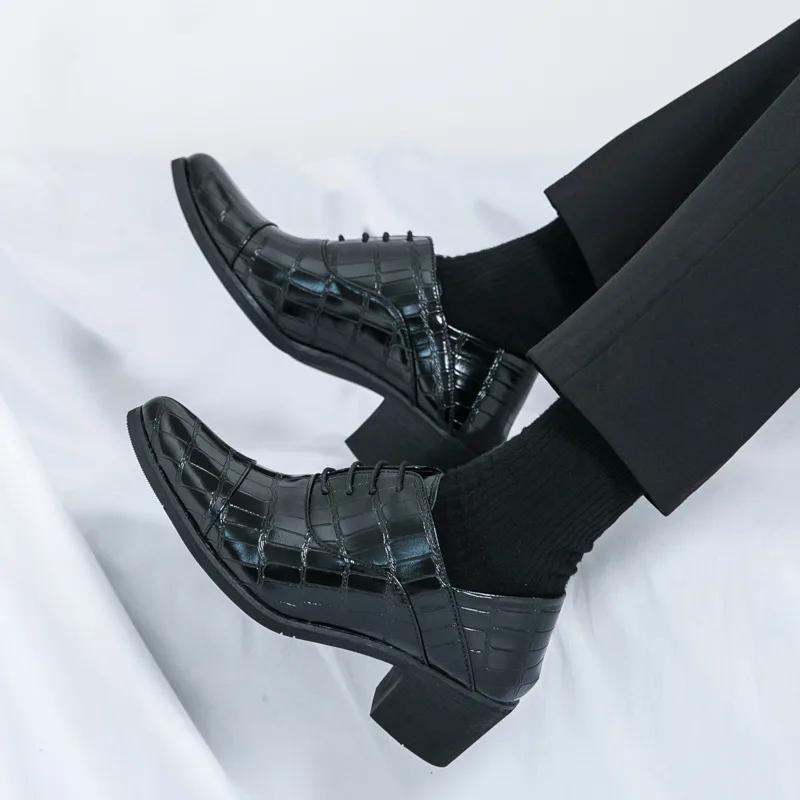 Новые модные черные элегантные мужские туфли большого размера 46 на высоком каблуке с острым носком, роскошные туфли для мужчин Chaussure Hommes