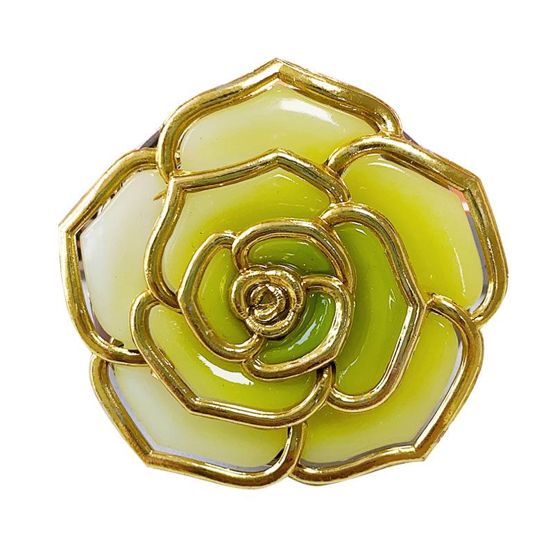 Foldable Rose Flower Handbag Hanger: Metal & Plastic Hook for Table Edge and Christmas Stocking.