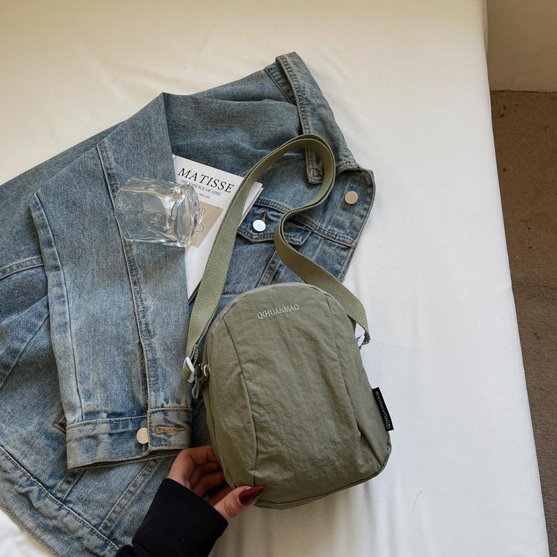 Versatile small bag Crossbody bag Women's casual canvas bag Light commuter cloth bag Men's mobile phone bag