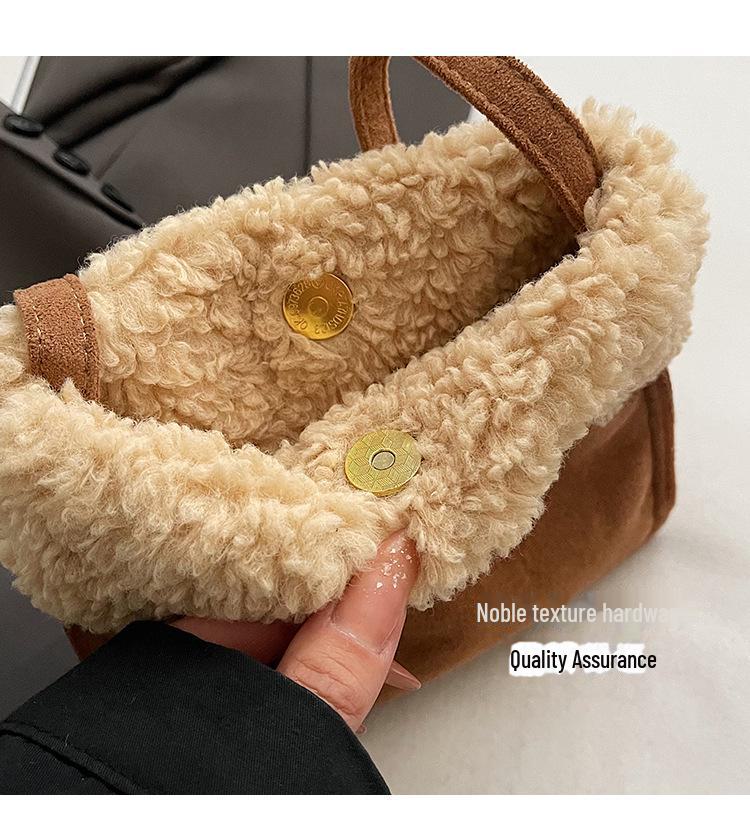 2024 Niche Plush Women's Shoulder Bag: Cute, Fashionable Autumn/Winter Design