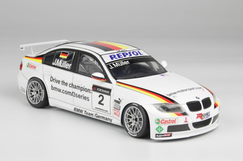 Гоночная серия BMW 320si E90 2008 Победитель WTCC Browns Hatch Пластиковая модель PN24037 Platz/NuNu 1/24