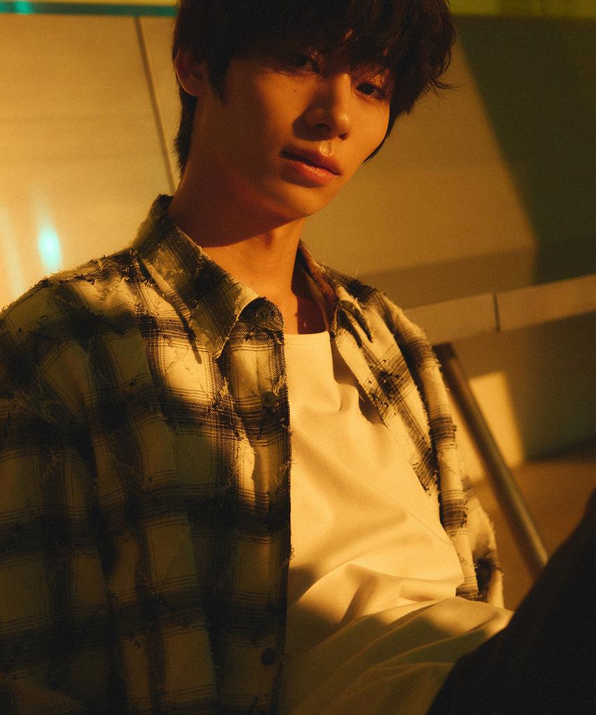 ROTEMBER Argyle Damaged Check Shirt [White]
