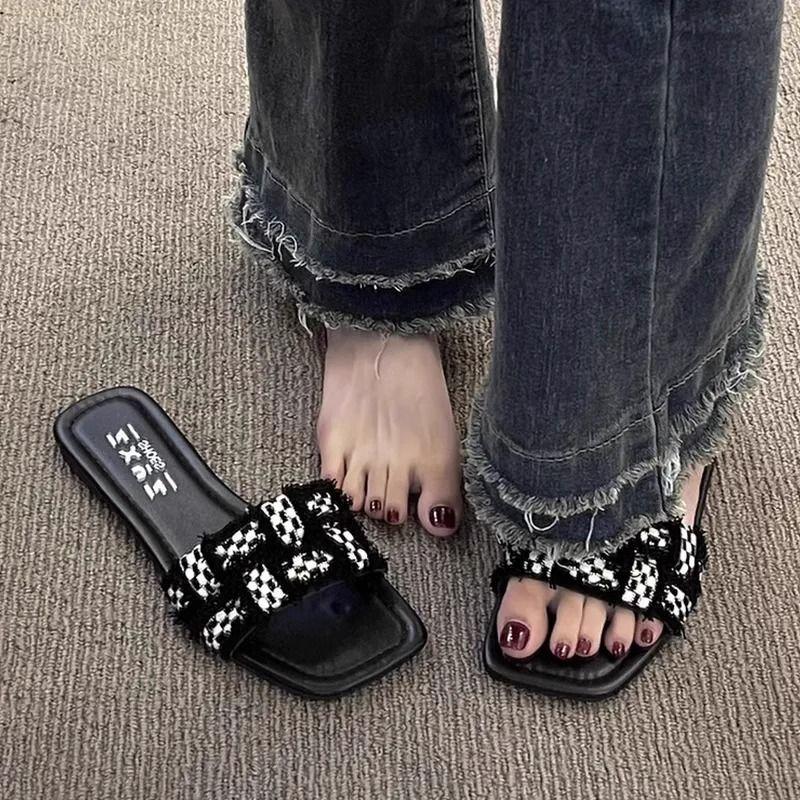 Casual outerwear one-word slippers women's summer 2024 new flat-bottomed versatile fairy style shoes beach cool slippers