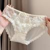 Женские трусики-слипы со средней посадкой из французского кружева с дышащей хлопковой ластовицей