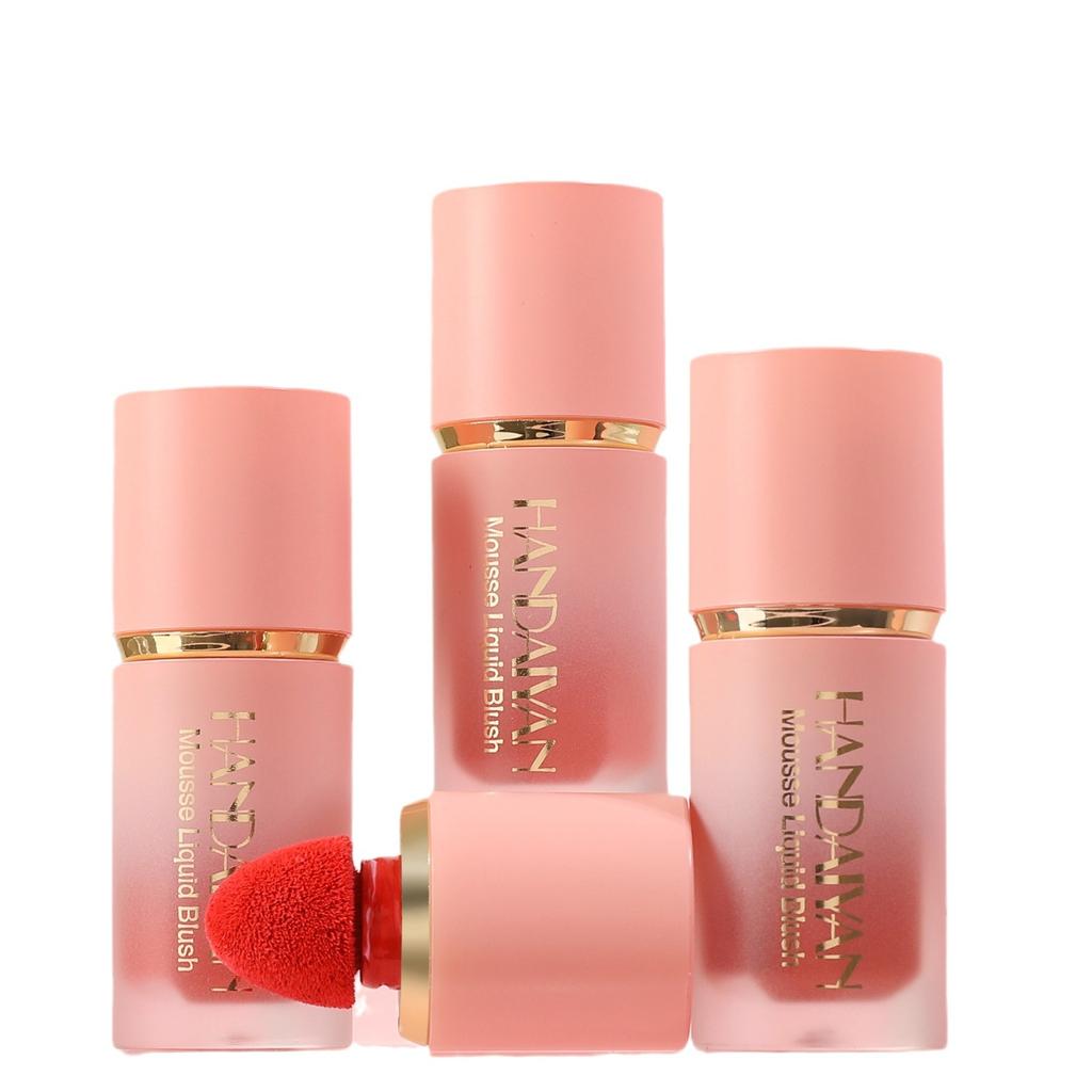 Six Colors of Lightweight Breathable and Easy-to-color Liquid Blush Waterproof and Non-fading Suitable for Novice Women