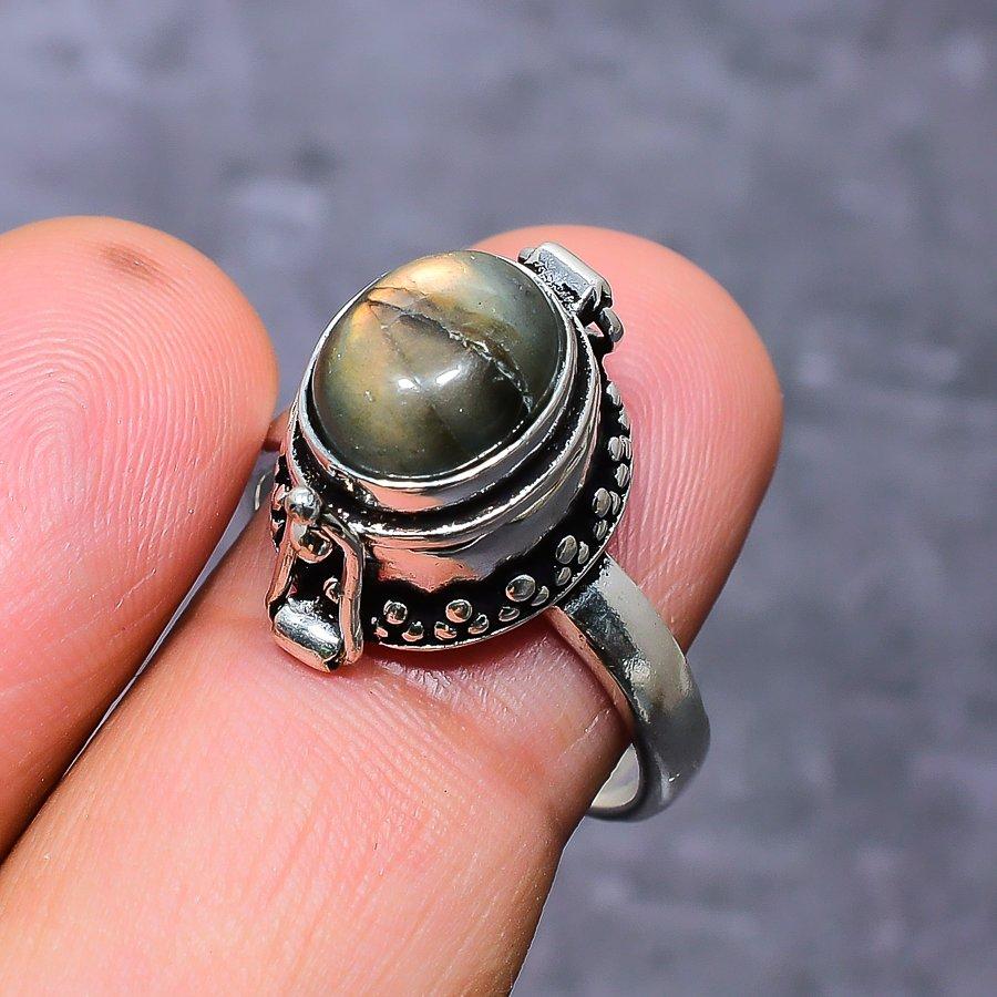 Кольцо из серебра 925 пробы с натуральным лабрадоритом, размер 9 v3F70