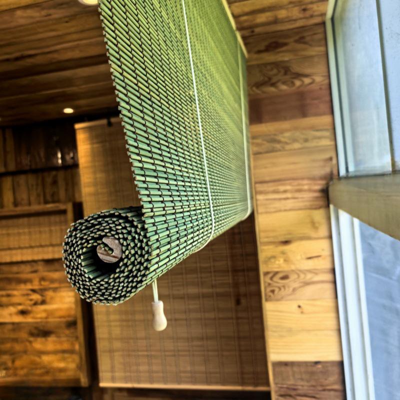 Уличные бамбуковые водонепроницаемые рулонные шторы для защиты от солнца и перегородок